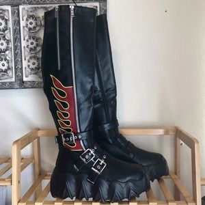 NWOT Dolls Kill Flame Knee High Platform Chunky Creeper Zipper Buckle Boots